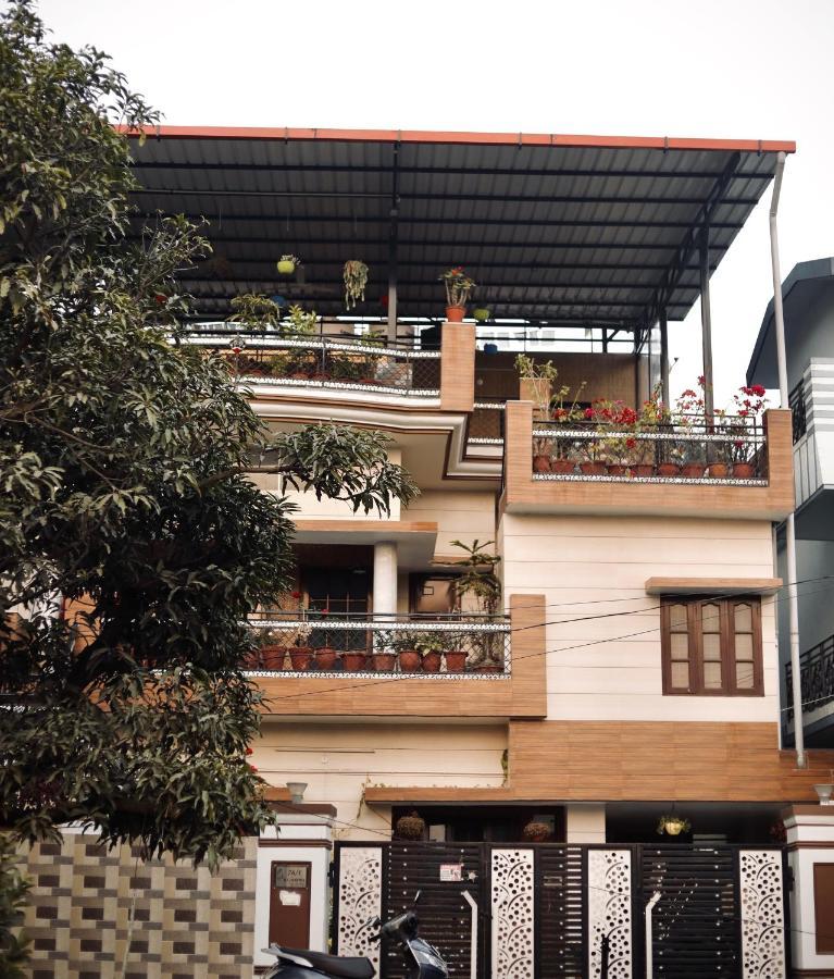 The Location, A Penthouse Hotel Dehradun Exterior photo